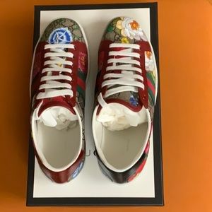 GUCCI Limited, Brand New 100% Authentic Women’s Ace GG Supreme Sneaker